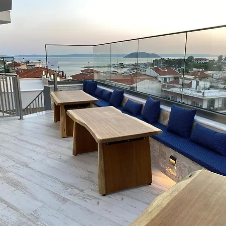 Aparthotel Kali Thea 3*