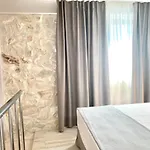 Kali Thea 3*
