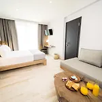 Kali Thea 公寓式酒店 新马尔马拉斯