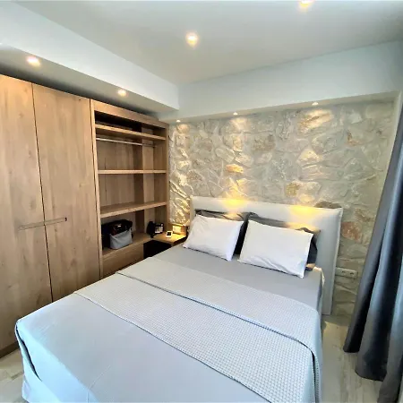 Kali Thea Aparthotel 3*