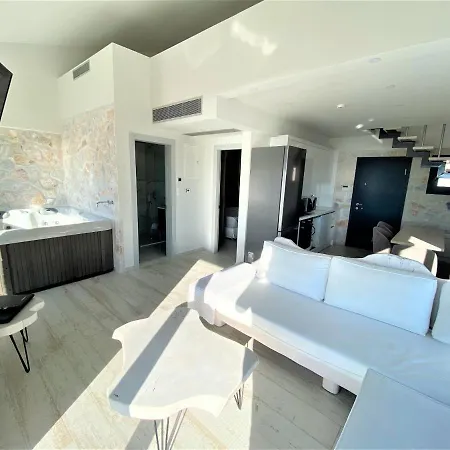 Kali Thea Apart Otel Neos Marmaras