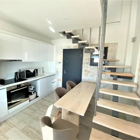 Kali Thea Hotel de apartamente 4*