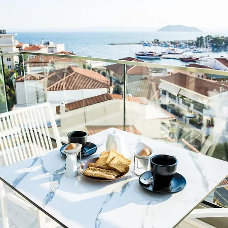 Kali Thea Neos Marmaras