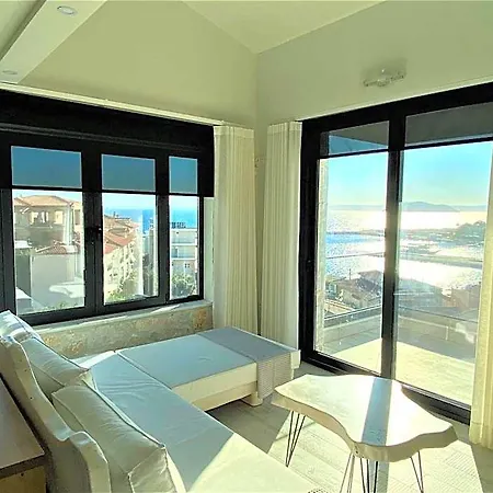 Kali Thea Hotel de apartamente 4*