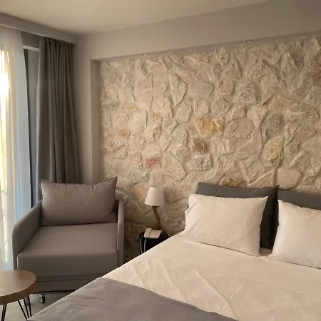 Aparthotel Kali Thea Néos Marmarás