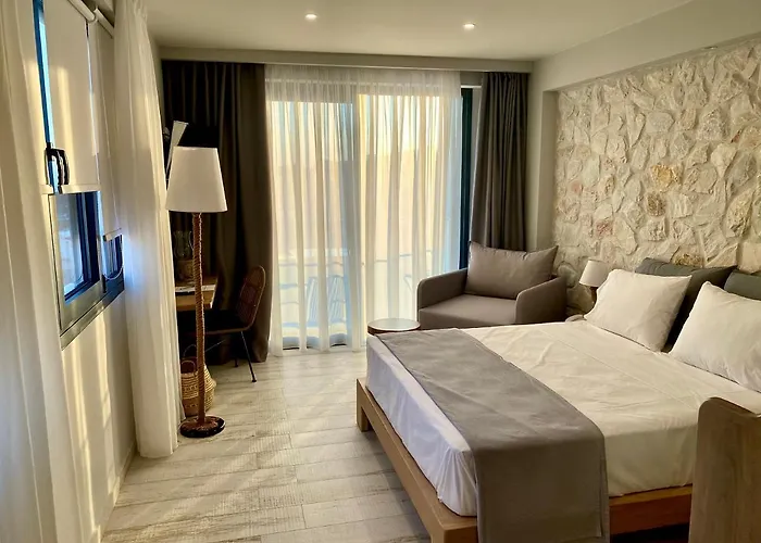 Kali Thea Apartahotel 3*