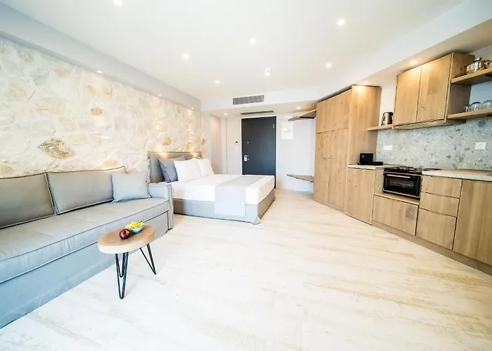 Kali Thea Aparthotel 3*